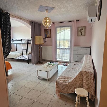 Gite Esprit Etape Saint-Barthelemy-de-Vals Экстерьер фото